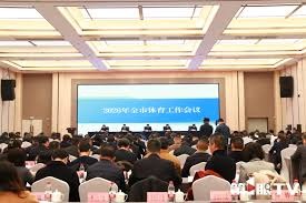 阿维塔网球大师课燃动热爱，全运会网球女单冠军朱琳领衔授课