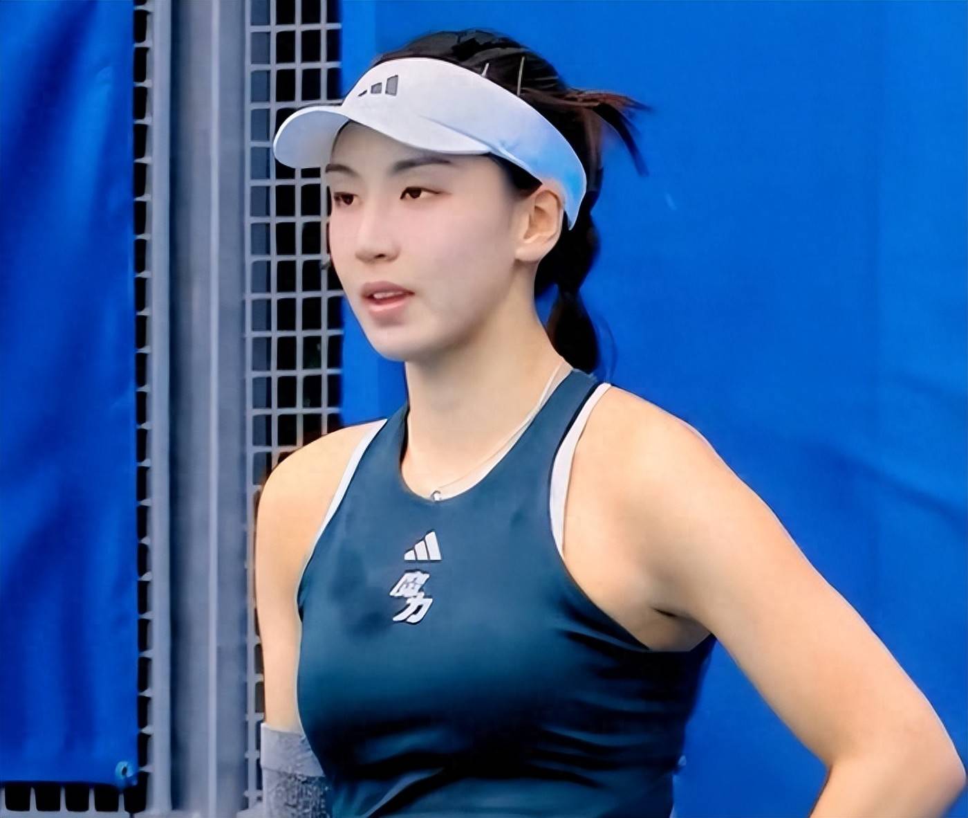 现实中仍不 现实中仍不