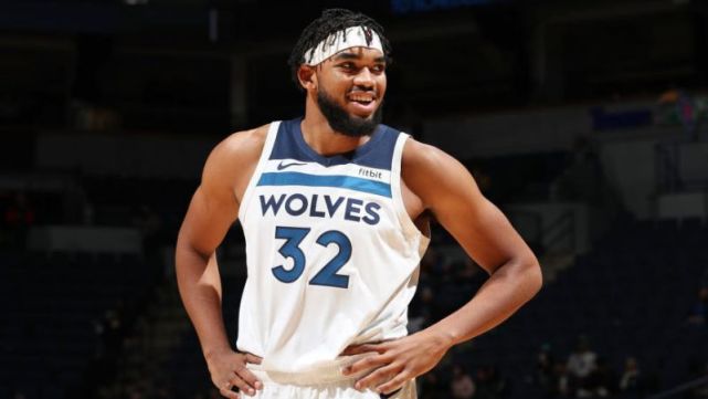 展现了他的 展现了他的